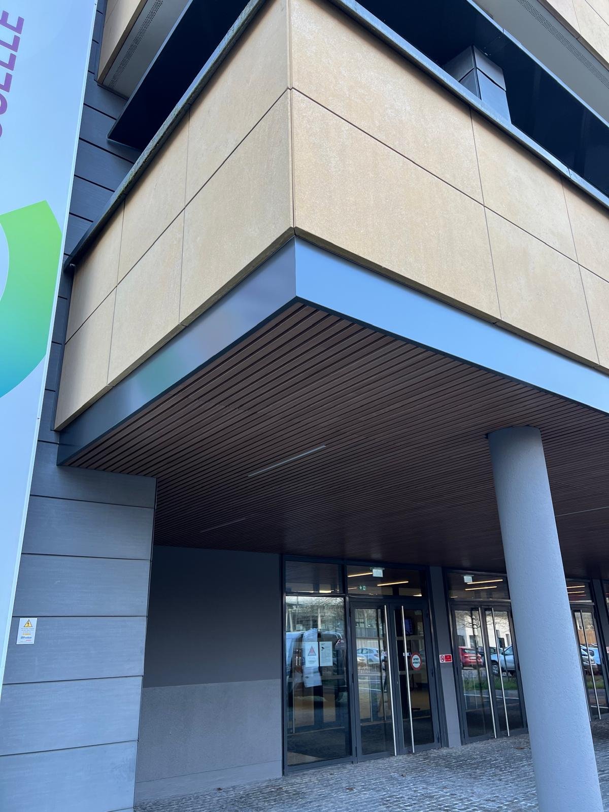 Plafond suspendu – ambiance lumineuse